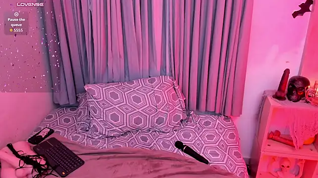 Velvet_Roseee live cam on StripChat