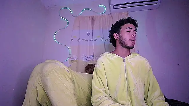 HONEY_BOYS23