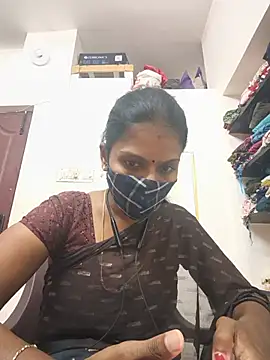Tamil_Yalini12 live cam on StripChat