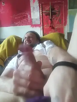 Ozomitro live cam on StripChat