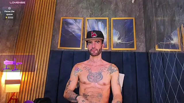 Lancelot_Benwick live cam on StripChat