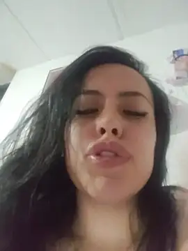 queen_ashly (F young) - Control toy 8min + squirt