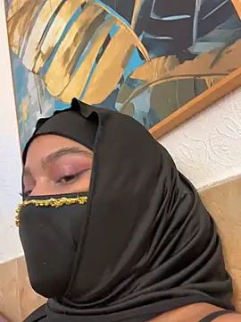 aylin_arabic (F young) - feet show