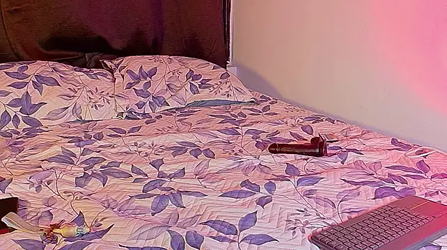 sashakitty_ live cam on StripChat