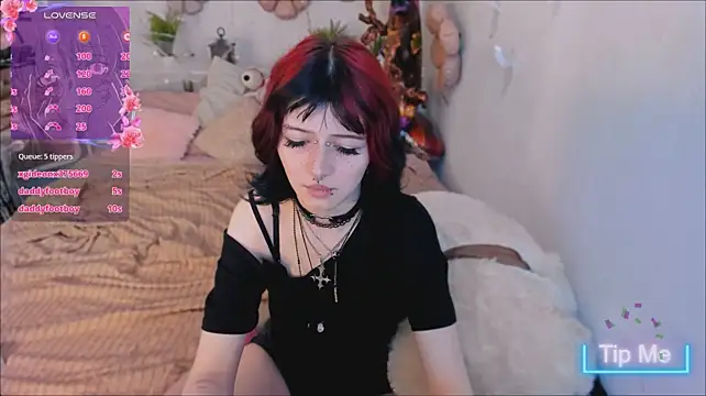 Ashley_Veil