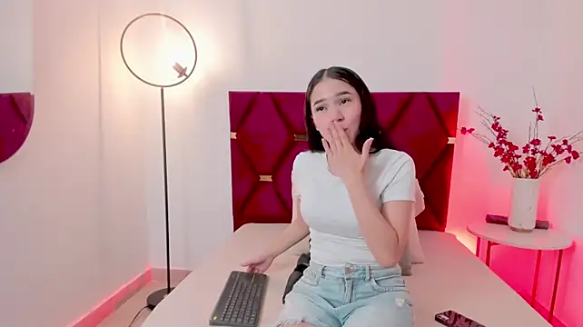 AriMoonn_