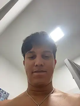 Leo_Savage_
