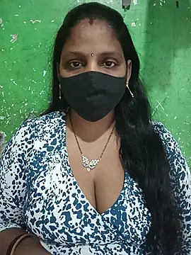 _Your_Ritu__ live cam on StripChat