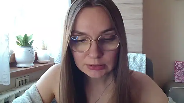 LooveELLYx live cam on StripChat