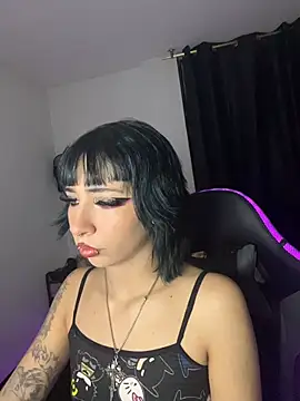 Niina_sssy live cam on StripChat