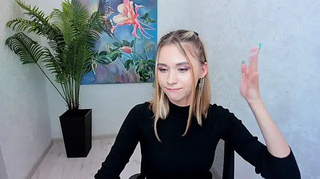 EllaCurtis
