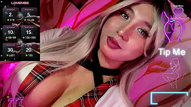 HoresCOCKLUCY live cam on StripChat