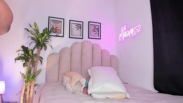 Naomi_Asasha