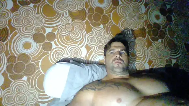 XxBigboybandxX live cam on StripChat