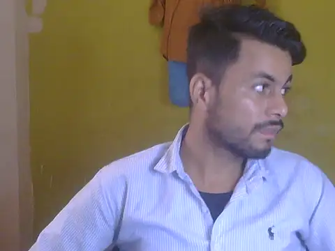 Stubborndesiboy webcam