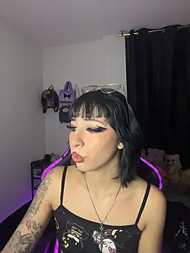Niina_sssy live cam on StripChat