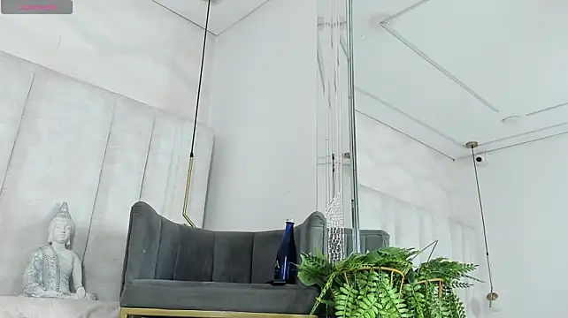 nefer_hell live cam on StripChat