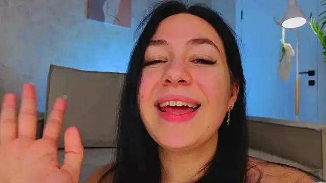 Sofi_Conner webcam