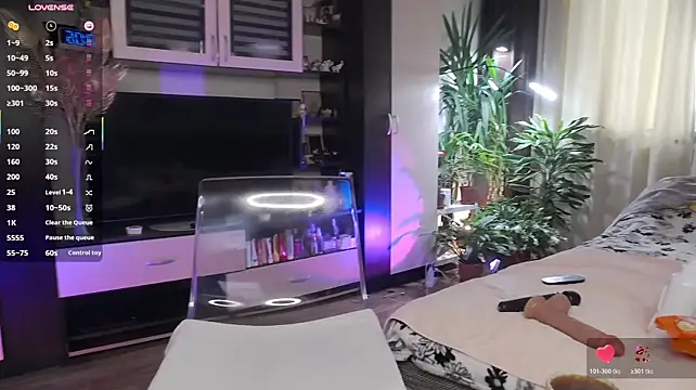 SheilaRyan live cam on StripChat