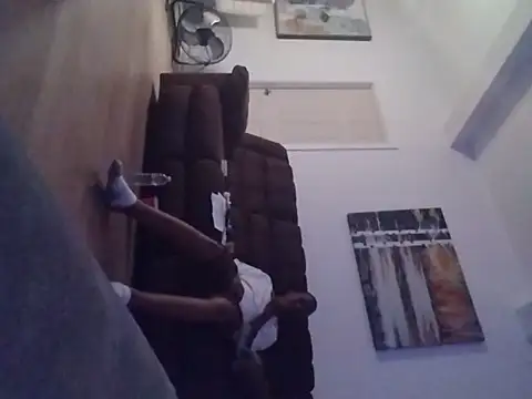 Ellionone live cam on StripChat