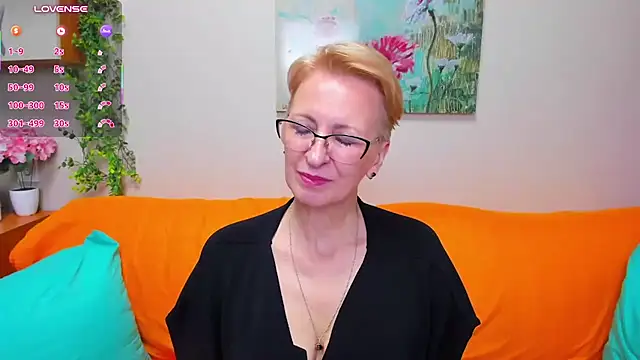 iamyourdream89 live cam on StripChat