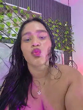 Sara_Chanel_