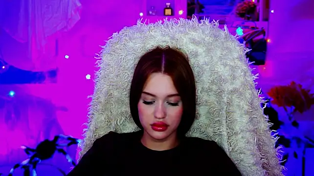 AngelaHolmes