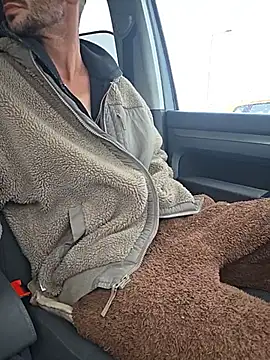 zeefy (M young) - Risky public cum...open door