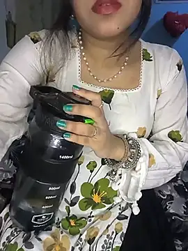 hoty_sitra (F teen) - Boobs show me