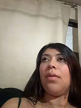 emilyjohanson (G young) - My friend sucks my tits