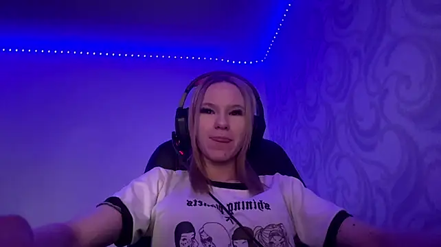 linaloawot live cam on StripChat