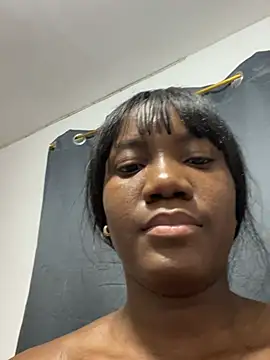 karly_titis live cam on StripChat