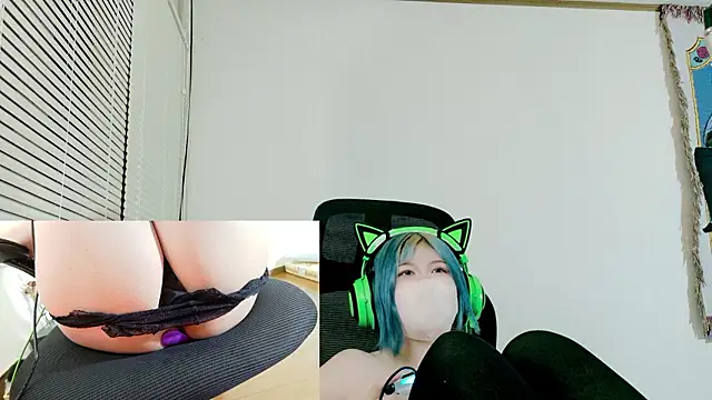 hazuki_8008 live cam on StripChat