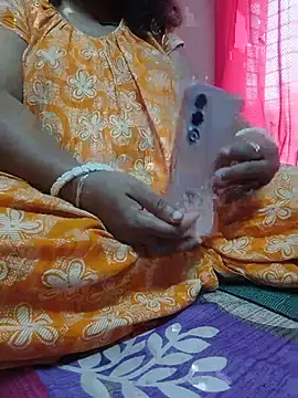 Cute-Swewty live cam on StripChat
