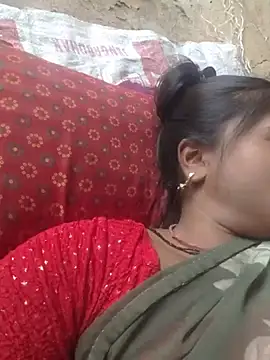 madhiy_hot live cam on StripChat
