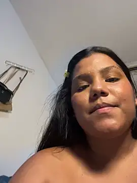 Ambar_06 live cam on StripChat