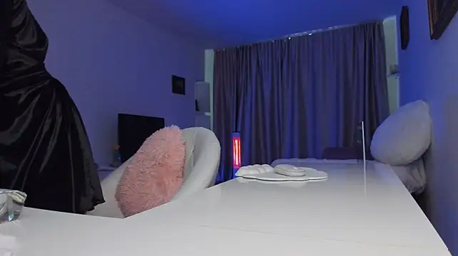 xqueenyasmine