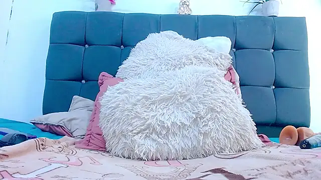 mia_xx1 webcam