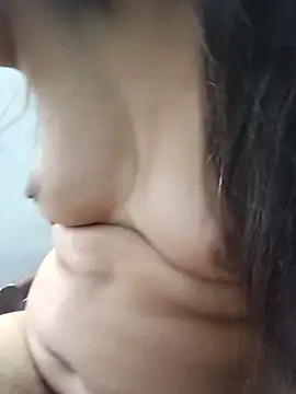 Ruhi_07 live cam on StripChat