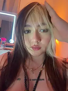 Daniela_ruizz webcam
