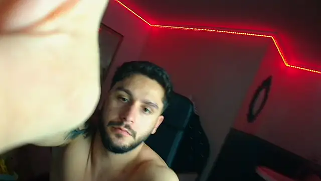 TroyWadee live cam on StripChat