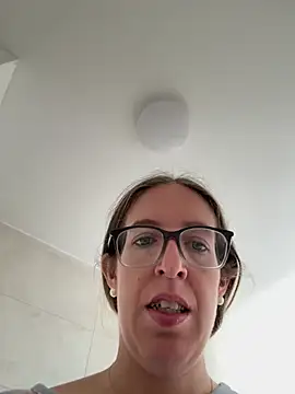 Nayra_Foxx