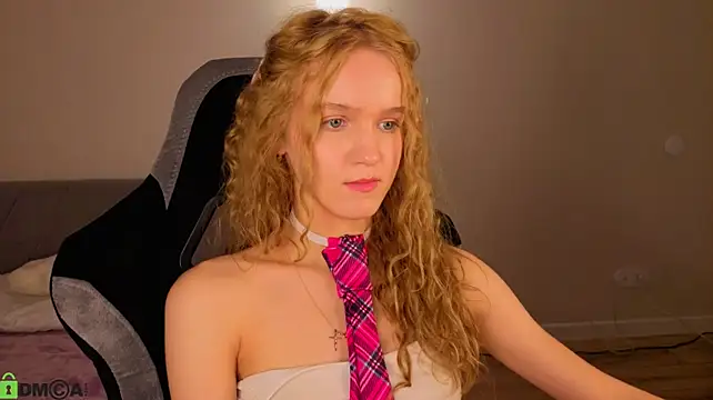 sue_dream live cam on StripChat