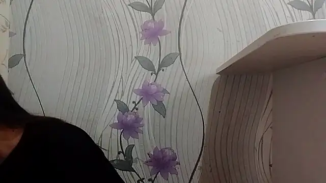 Anna_CaramelDream live cam on StripChat