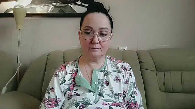 infinity_loveliness live cam on StripChat