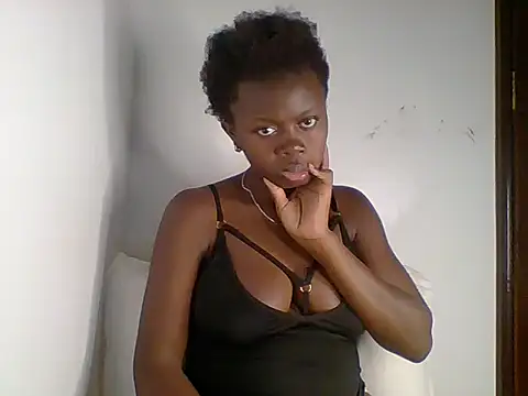 PreggoBeauty live cam on StripChat
