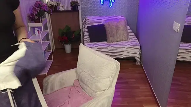 ValentinaMora_ live cam on StripChat