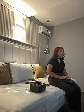 Crystal_kiss_ live cam on StripChat