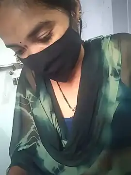 siri_smiley live cam on StripChat