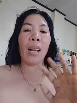 DonnaWildcat69 live cam on StripChat